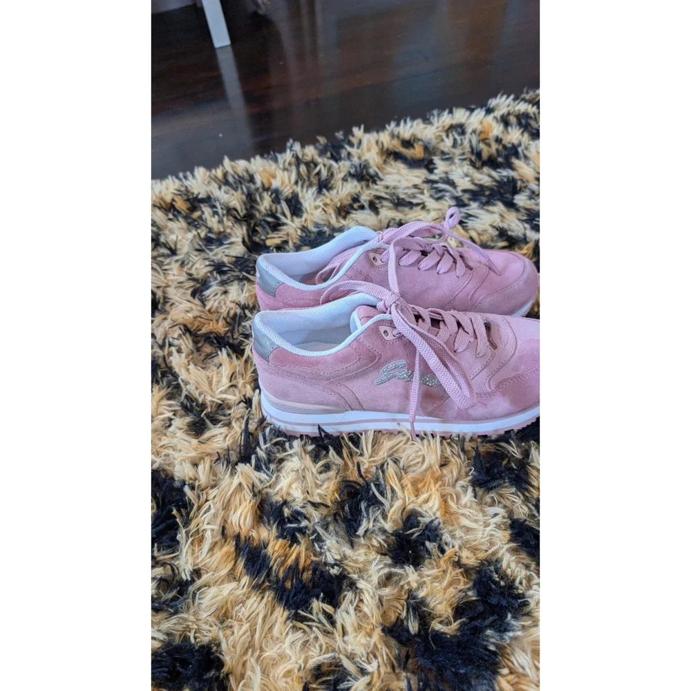 Vintage Guess Suede sneakers